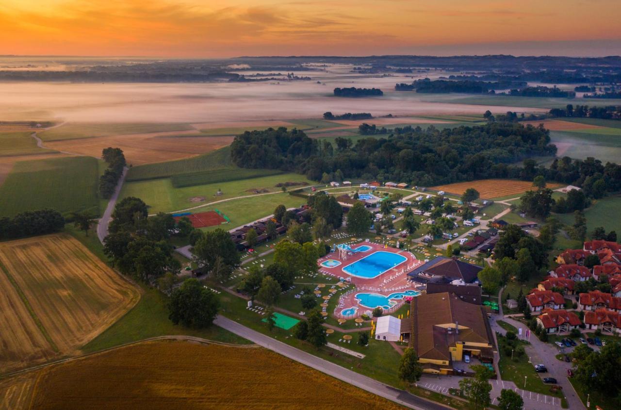 Terme Banovci - Hotelsko Naselje Zeleni Gaj Extérieur photo